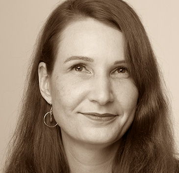 Julia Bolz, Office Manager